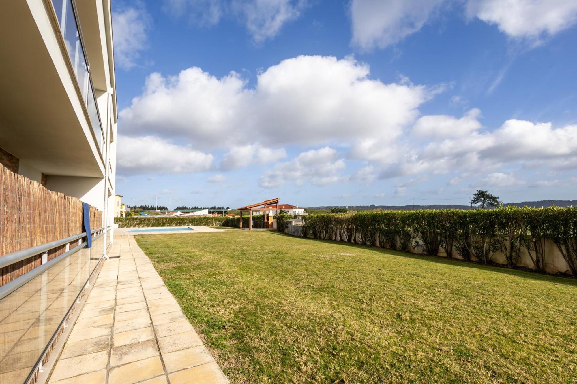 Carmen - Vista Para O Jardim São Martinho do Porto Buitenkant foto